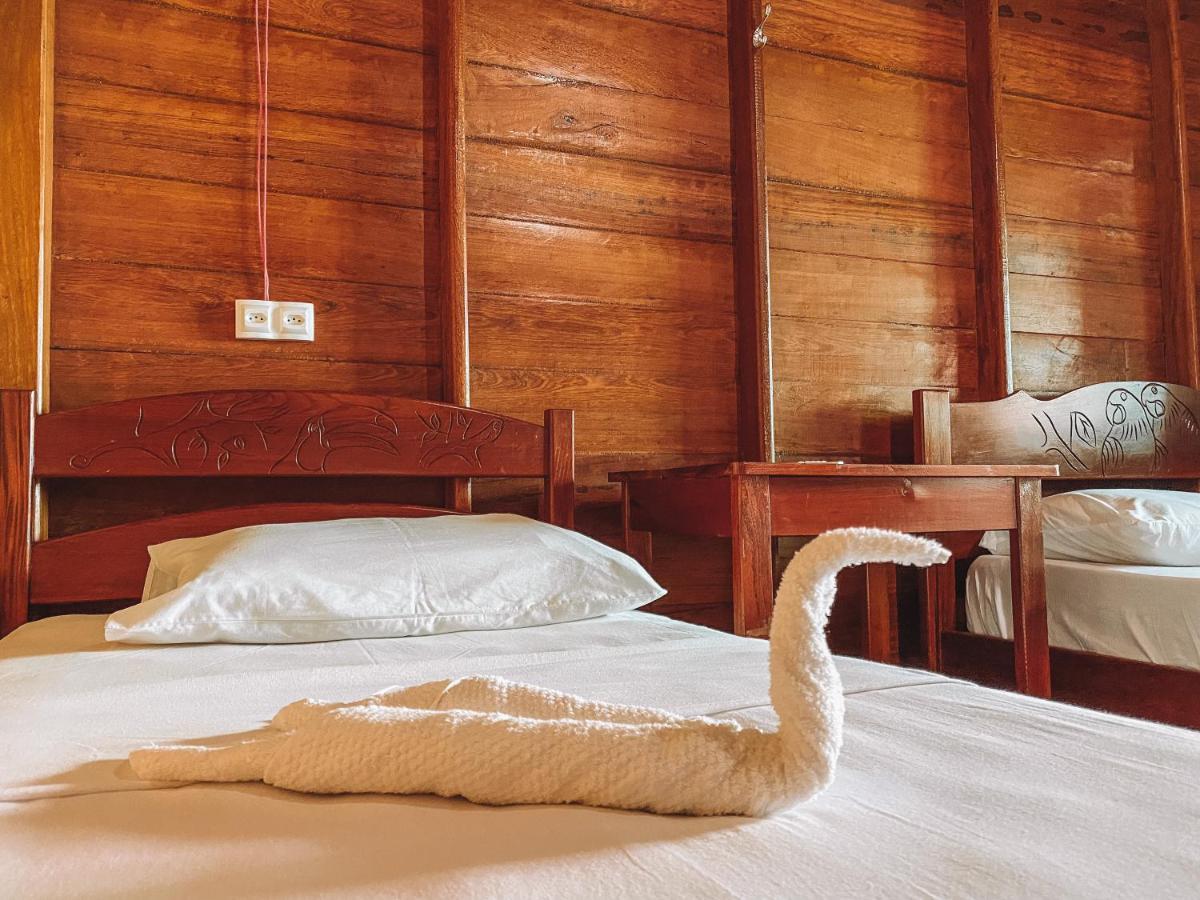 Amazon Arowana Lodge Careiro Esterno foto