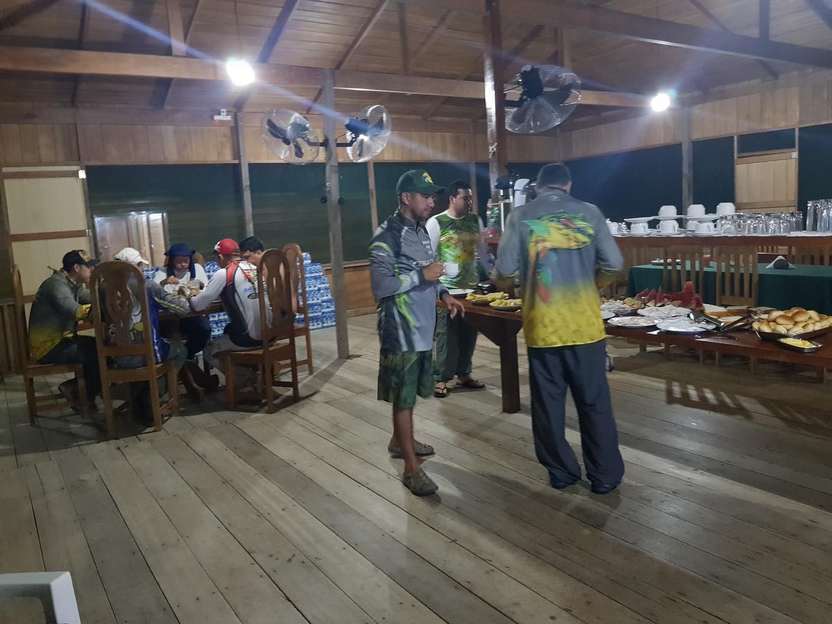 Amazon Arowana Lodge Careiro Esterno foto