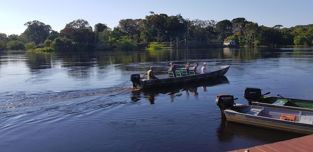 Amazon Arowana Lodge Careiro Esterno foto